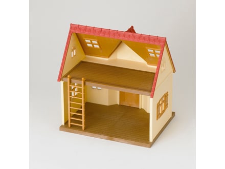 Sylvanian Family - Red Roof Cosy Cottage Starter Home With A Rabbit Figure  & Furniture - Call Us For Help And Advice On 0161 761 6608